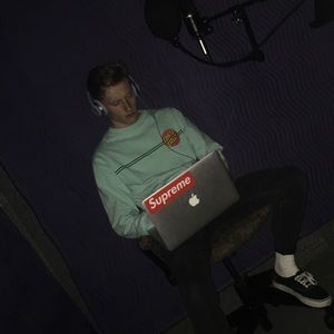 Meet your Posher, Harrison